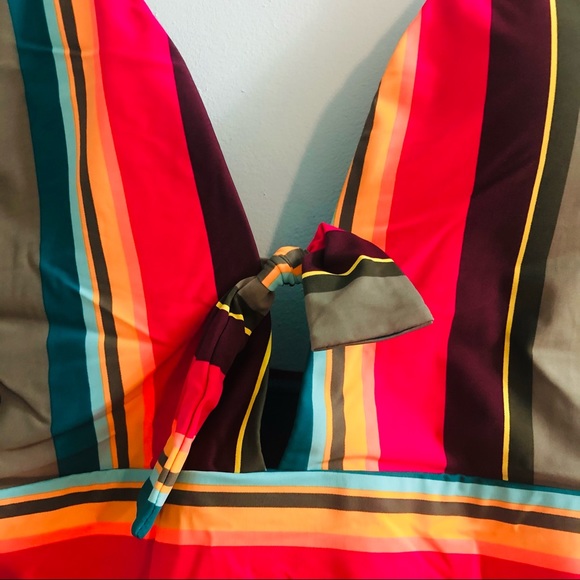 NWT BCBGeneration Plunge One Piece XL - Picture 5 of 6